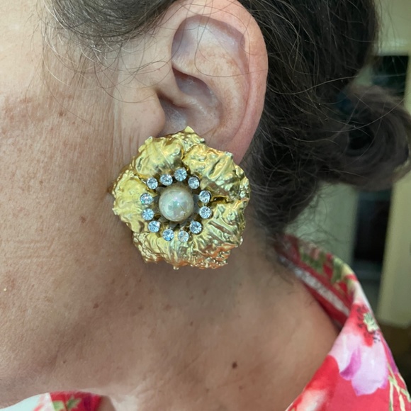 Geoffrey Beene Handmade runway pin & ec set w/ faux pearl rhinestone FINAL PRICE - Picture 4 of 7